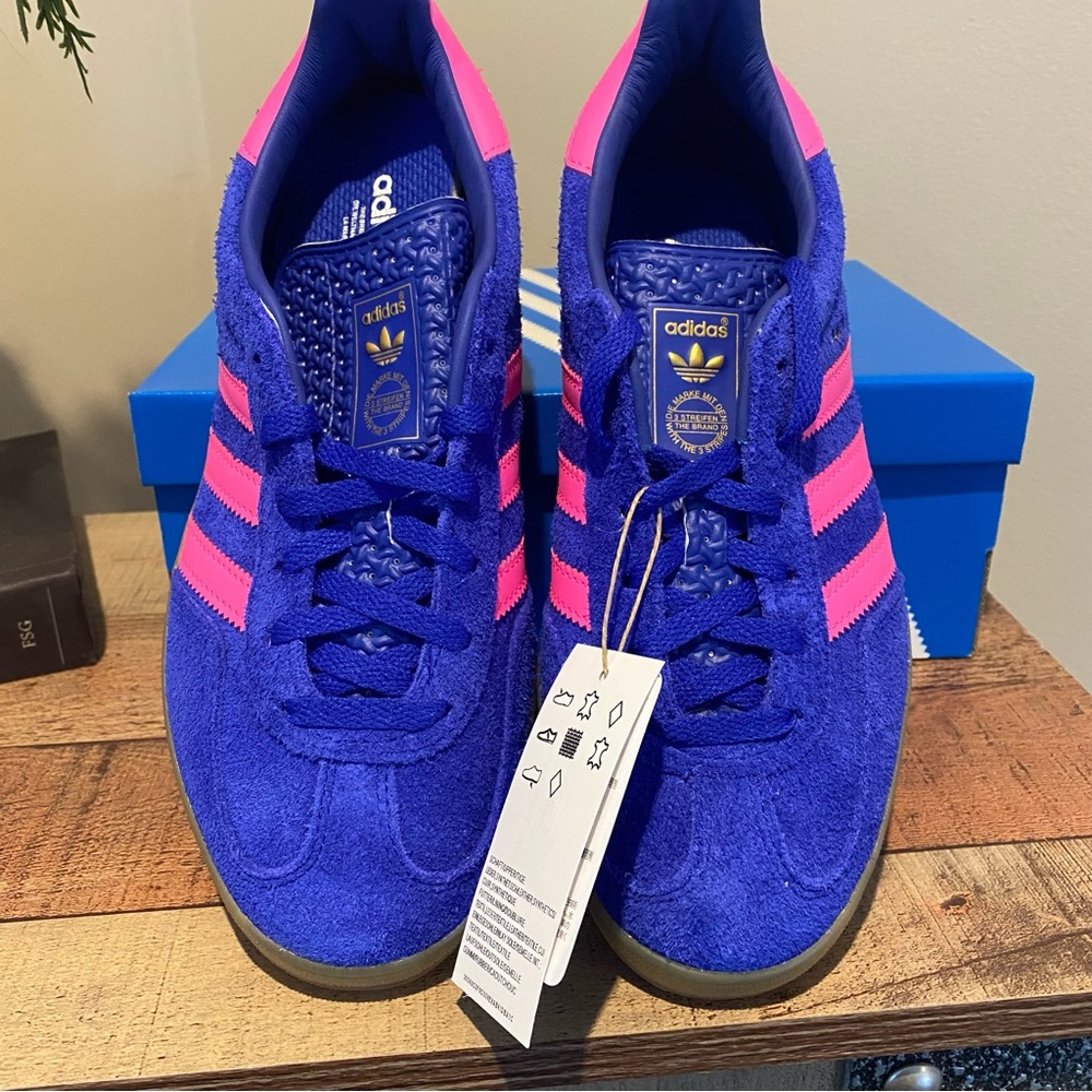 Nib Adidas Gazelle Indoor Sneakers - image 3